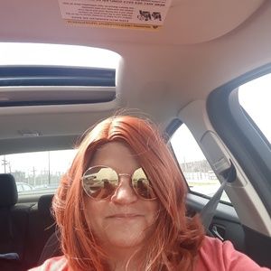 Meet your Posher, Tina